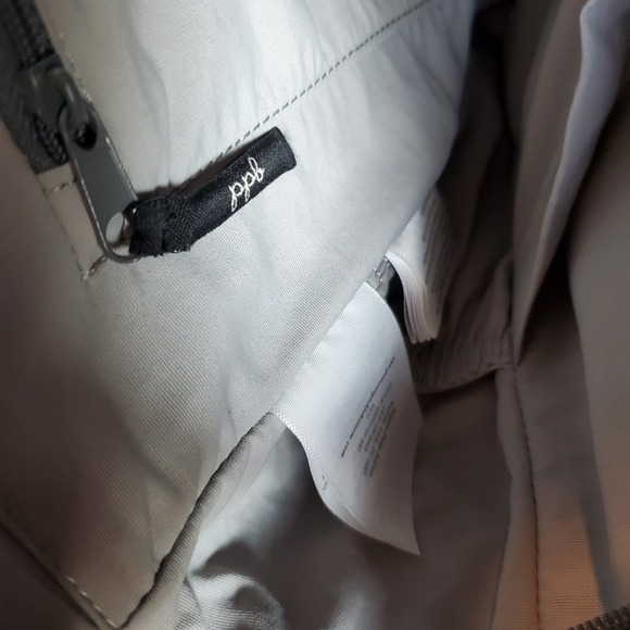 Petunia Pickle Bottom Convertible Diaper Bag Backpack Tote Gray Floral Quilted - Picture 7 of 14